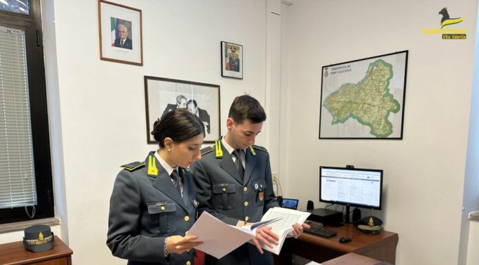 Tangenti per indennizzi, indagati medico e funzionari a Vibo Valentia