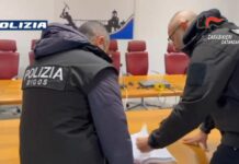Catanzaro, otto misure cautelari per corruzione e concussione
