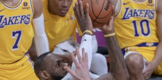 I Lakers vincono a Sacramento, i Warriors crollano a Memphis