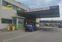 Varese, tenta di attraversare confine con 26mila euro e debiti col fisco