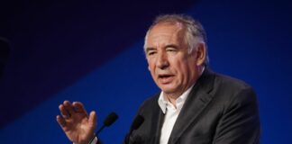 Bayrou nominato da Macron primo ministro, “Riconciliare il Paese”