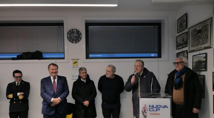 Scambio di auguri del sindaco Brugnaro con la Compagnia dei Lavoratori Portuali