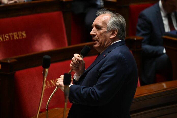 Parigi, Il primo ministro francese Francois Bayrou all'Assemblea nazionale