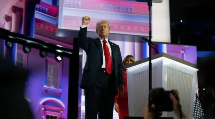 Michelle Obama boicotta l’insediamento di Trump, Biden cita Eisenhower nel discorso d’addio