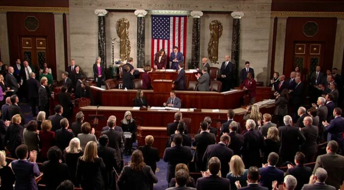 Usa, il Congresso certifica la vittoria di Trump alle presidenziali