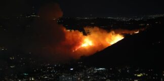 مقتل 5 أشخاص بحرائق في لوس أنجلوس.. وبايدن يلغي زيارته لإيطاليا