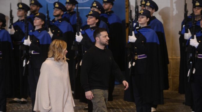 Zelensky “Grati all’Italia per il sostegno alla nostra difesa aerea”