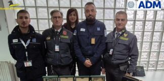 Aeroporto di Lamezia Terme, sequestrati orologi e articoli di lusso contraffatti