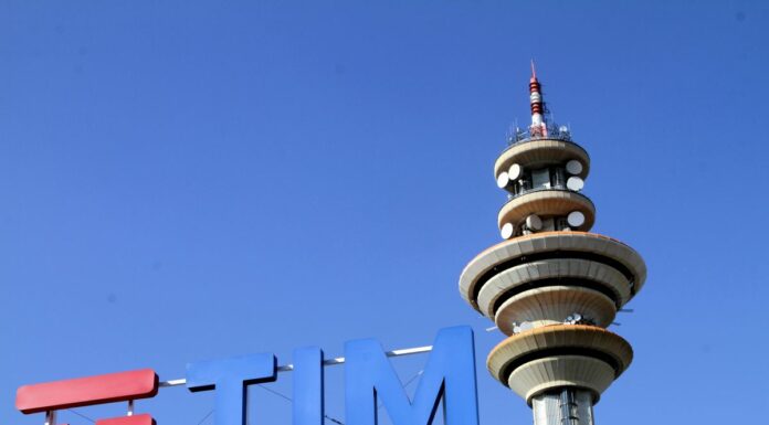 Dal 19 gennaio sospeso il servizio Internet satellitare di Tim