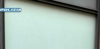 Padova, scritte contro la Polizia in via Mameli. Indaga la Digos