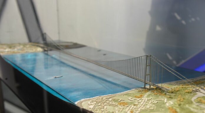 Ponte Stretto, da Eurolink e Webuild denuncia penale a Report e Doglioni