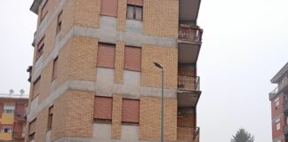 Frosinone, trovata valigia sospetta collegata a timer. Indaga Polizia