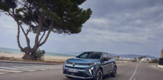 Renault Symbioz, modello versatile per la famiglia