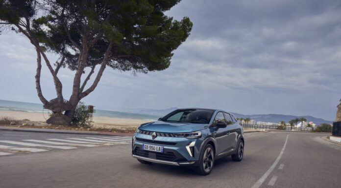 Renault Symbioz, modello versatile per la famiglia