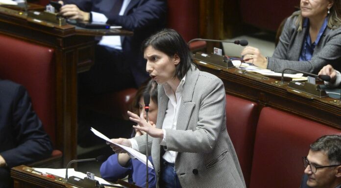 Almasri, Schlein “Meloni non si nasconda dietro i suoi ministri”