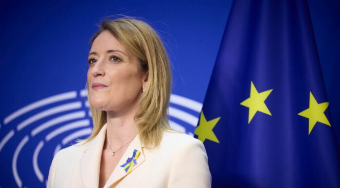 Ue, Metsola “Non dobbiamo avere paura di Trump”