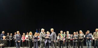 Shoah, consegnate le medaglie della memoria al teatro San Carlo di Napoli