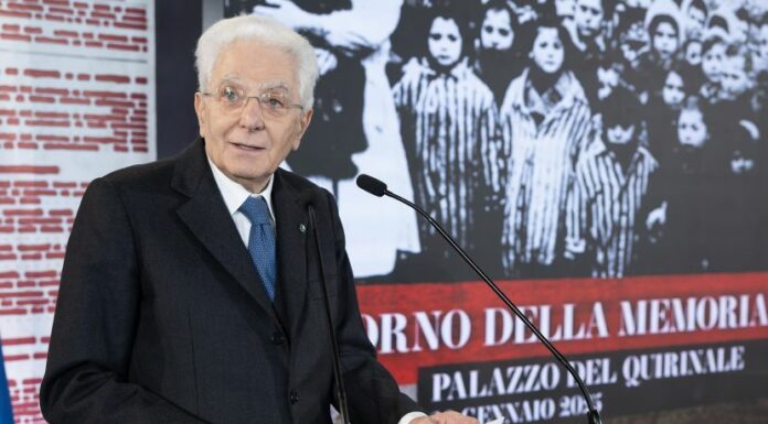 Mattarella “Mai più Auschwitz, regime fascista fu complice”