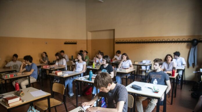 Maturità, per 2^ prova latino al Classico e matematica allo Scientifico