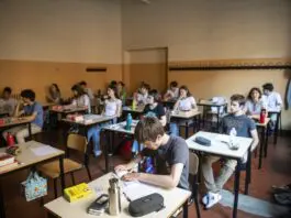 Gli studenti abruzzesi delle superiori potranno studiare all’estero, la Regione mette in campo 1 milione di euro