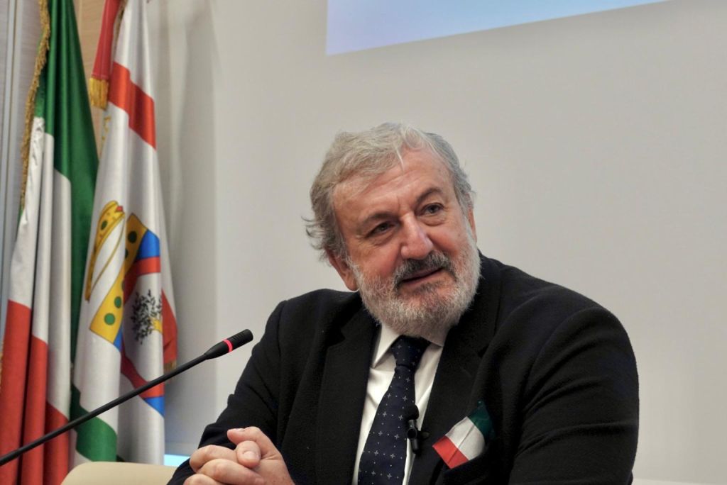 Crisi idrica, Emiliano al Governo “Servono interventi strategici” Crisi idrica, Emiliano al Governo “Servono interventi strategici”