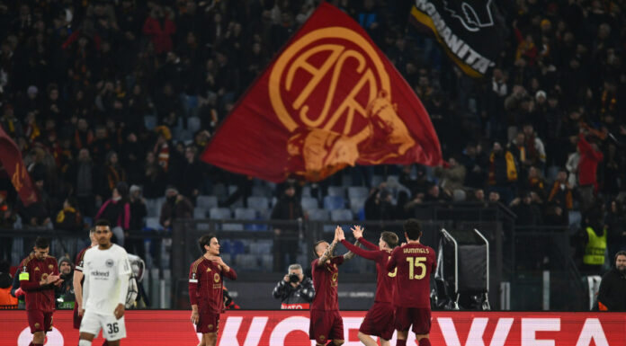 La Roma batte 2-0 l’Eintracht e accede ai play-off