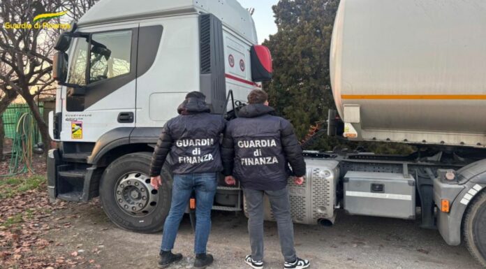 Monza, sequestrate 1,5 tonnellate di rifiuti misti e pericolosi