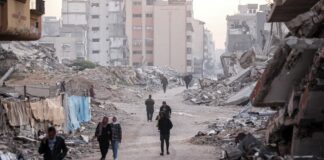 حماس تعلن أسماء الرهائن الثلاثة الذين ستطلق سراحهم غدا