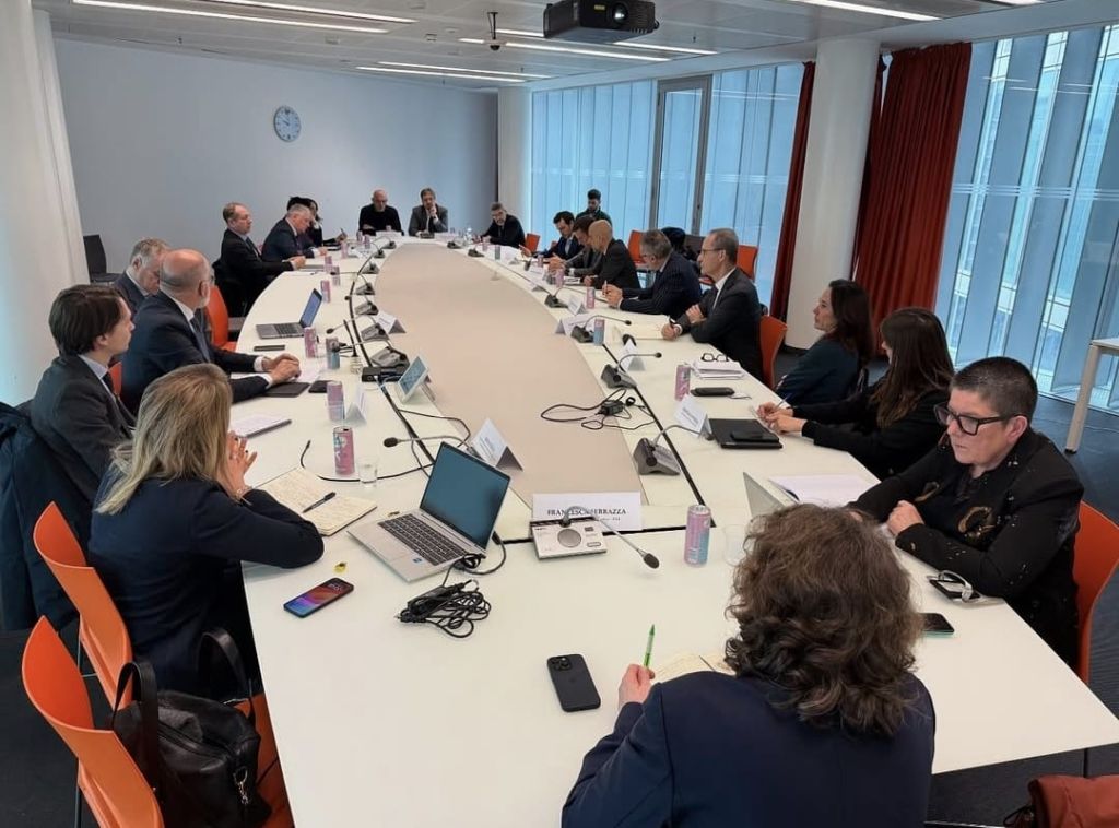 Lombardia, Guidesi convoca incontro su futuro industria del nucleare Lombardia, Guidesi convoca incontro su futuro industria del nucleare