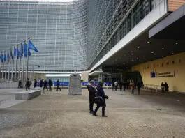 Commissione UE, via libera a 235 progetti transfrontalieri nel settore dell’energia