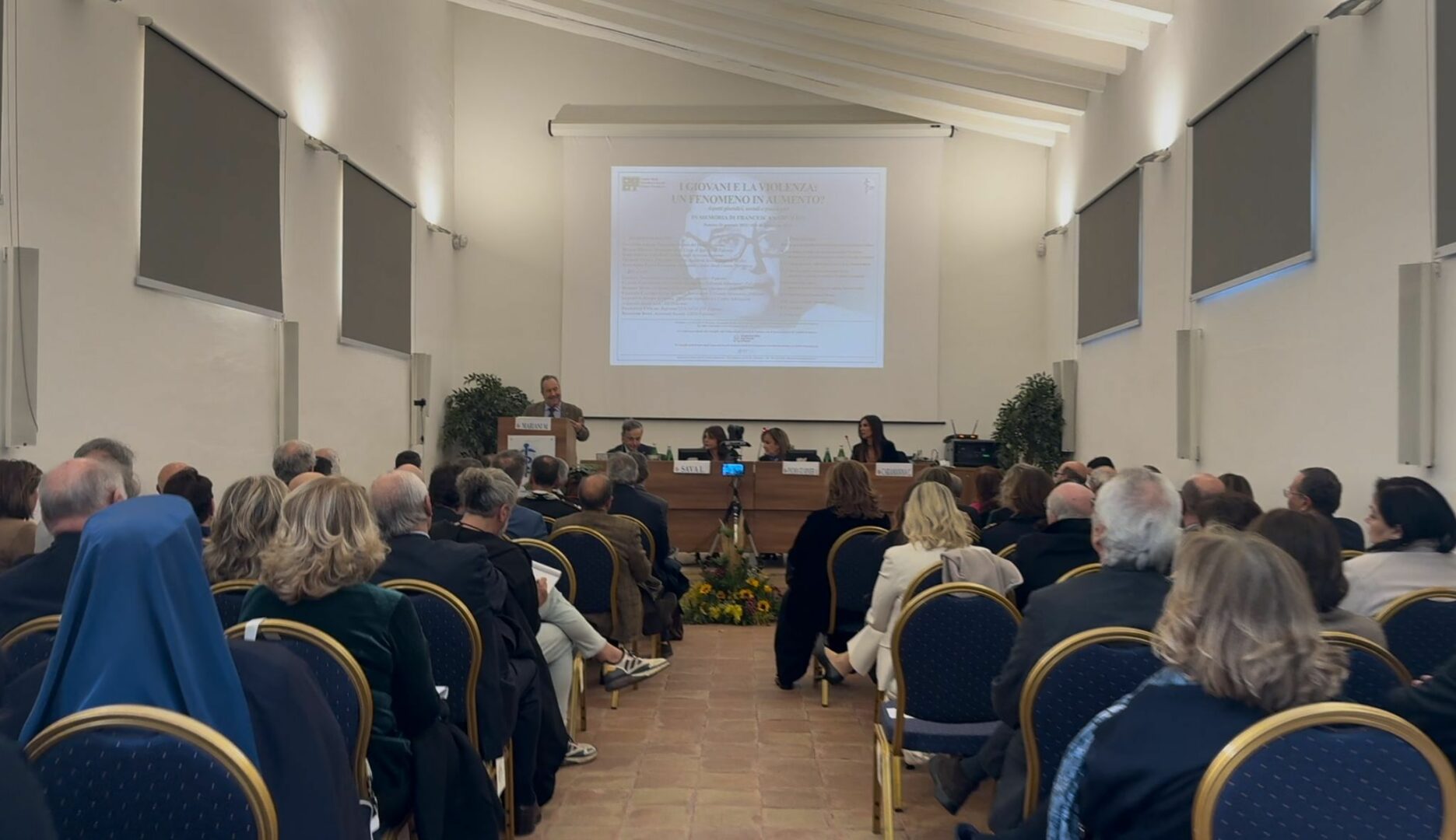 Violenza giovanile in aumento, esperti a confronto a Palermo Violenza giovanile in aumento, esperti a confronto a Palermo