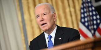 Usa, Biden mette in guardia dall'”oligarchia che minaccia la nostra democrazia”
