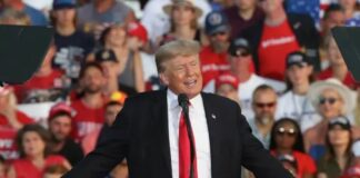 Trump mantiene la promessa di “scioccare e stupire”