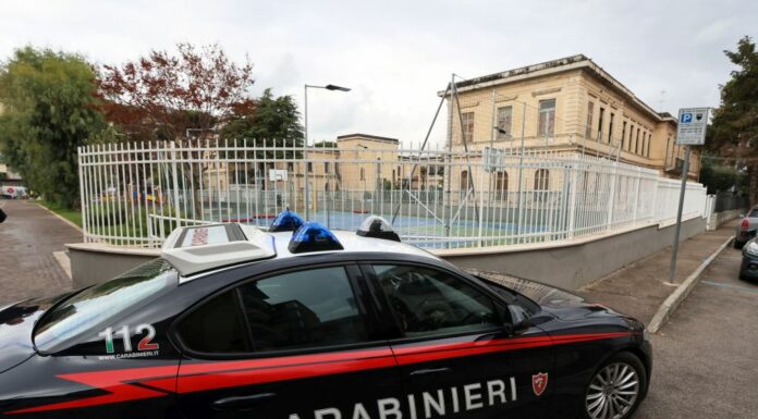 Truffa con la tecnica del finto maresciallo, 29 misure cautelari