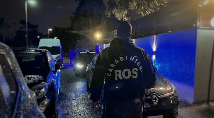 Camorra, 25 arresti per corruzione e voto di scambio