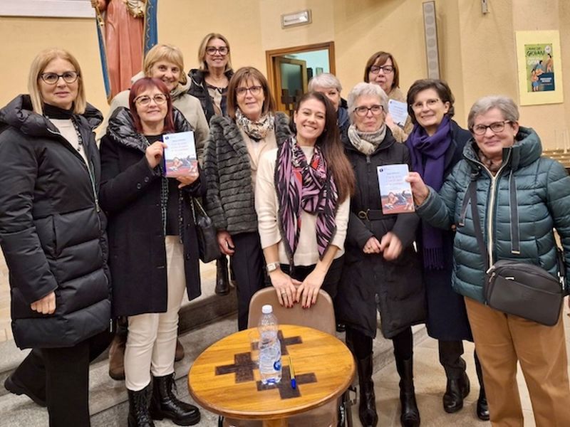 Giusy Versace ospite del “Centro Aiuto alla Vita” di Saluzzo Giusy Versace ospite del “Centro Aiuto alla Vita” di Saluzzo