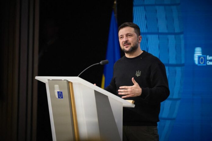 Bruxelles, il presidente ucraino Volodymyr Zelensky incontra partner europei al Vertice del Consiglio europeo