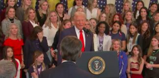 Usa, Trump vieta ai transgender di partecipare a competizioni femminili