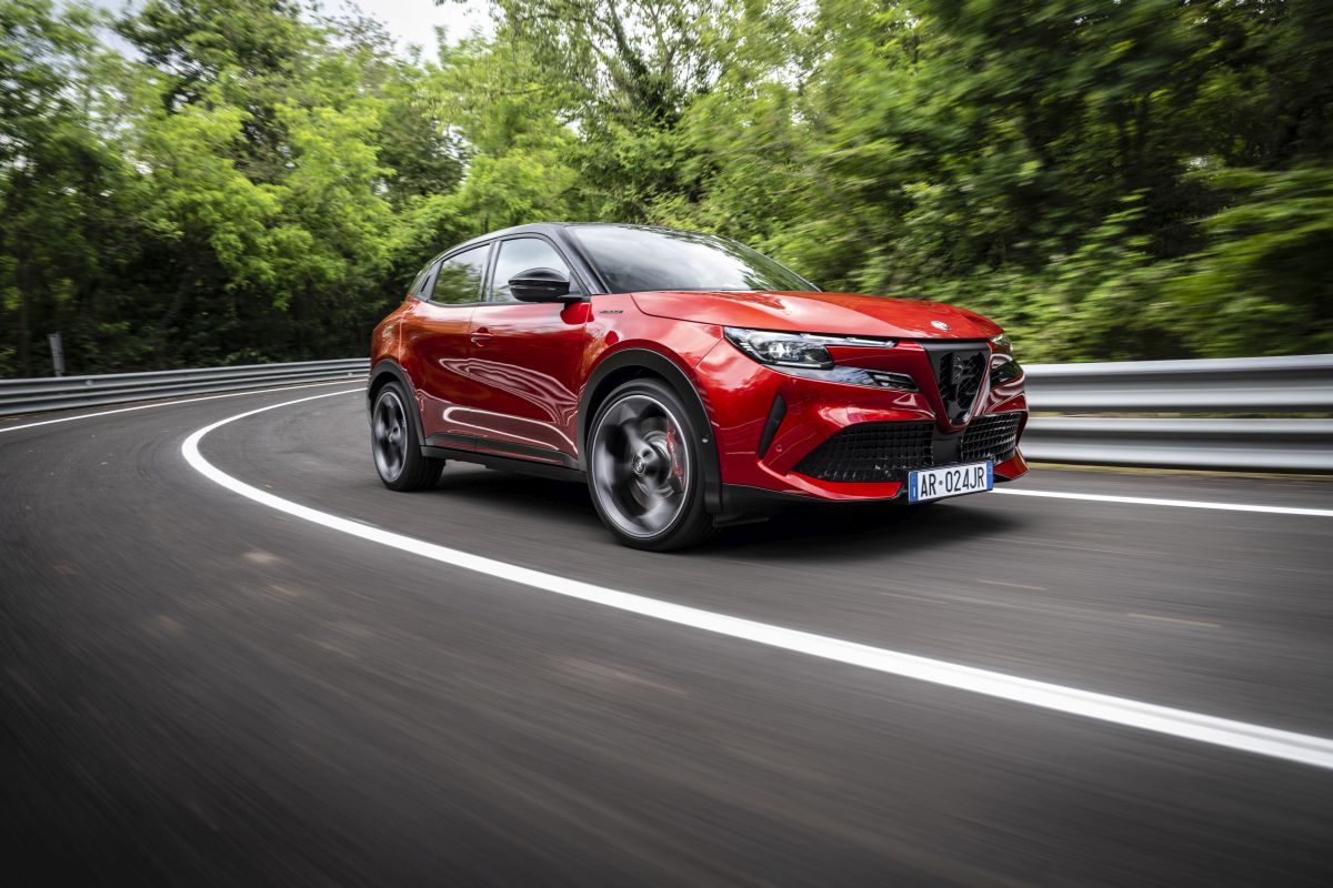 Il 2025 di Alfa Romeo comincia nel segno di Junior Il 2025 di Alfa Romeo comincia nel segno di Junior