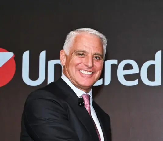 UniCredit, secondo semestre da record: utile netto a 6,3 miliardi di euro. Orcel: “Serie eccezionale di risultati”
