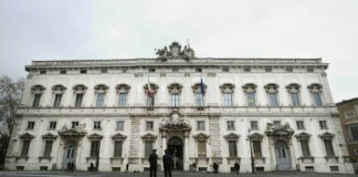 انتخاب القضاة الأربعة المتبقين في المحكمة الدستورية