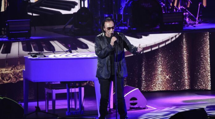 Sanremo, Venditti emoziona l’Ariston