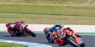 Superbike, Bulega inizia con vittoria in gara 1 in Australia