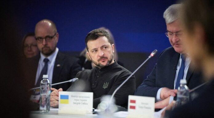 Ucraina, Zelensky “Siamo vivi, obiettivo è pace duratura”