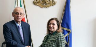 Bulgaria, l’ambasciatrice d’Italia Zarra incontra il Ministro della Salute Kirilov