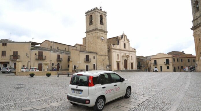 Palazzo Adriano diventa borgo “smart” con la fibra di Open Fiber