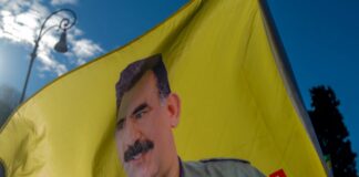 أوجلان يدعو حزب العمال الكردستاني إلى إلقاء أسلحته