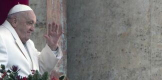 Il Papa migliora ma necessari altri giorni per sciogliere la prognosi