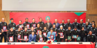 حكام مغاربة يتسلمون شارات التحكيم الدولية الخاصة بفيفا