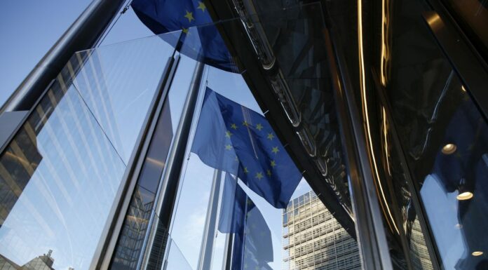 Dazi, Commissione Ue “Trump va nella direzione sbagliata, reagiremo”